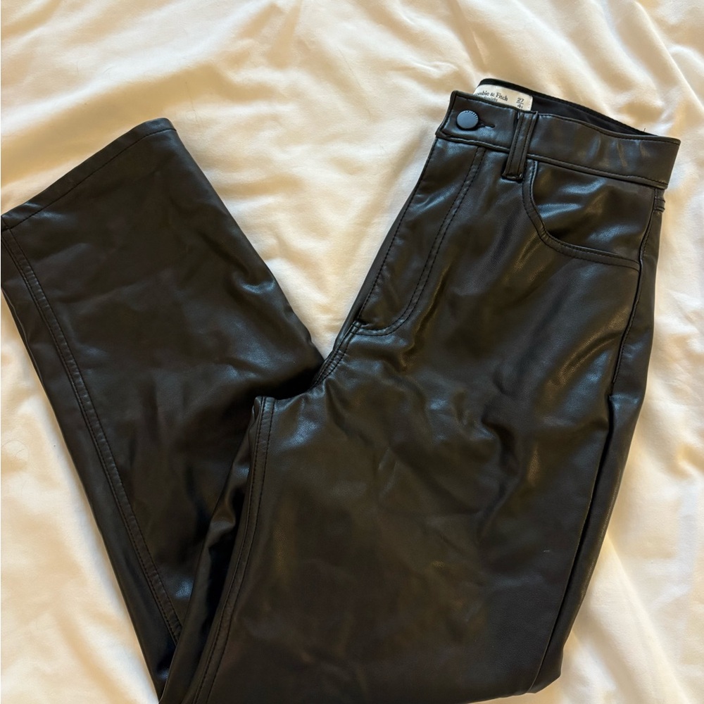 Abercrombie & Fitch Black High-Rise Faux Leather Pants: SIZE 4/27 Short